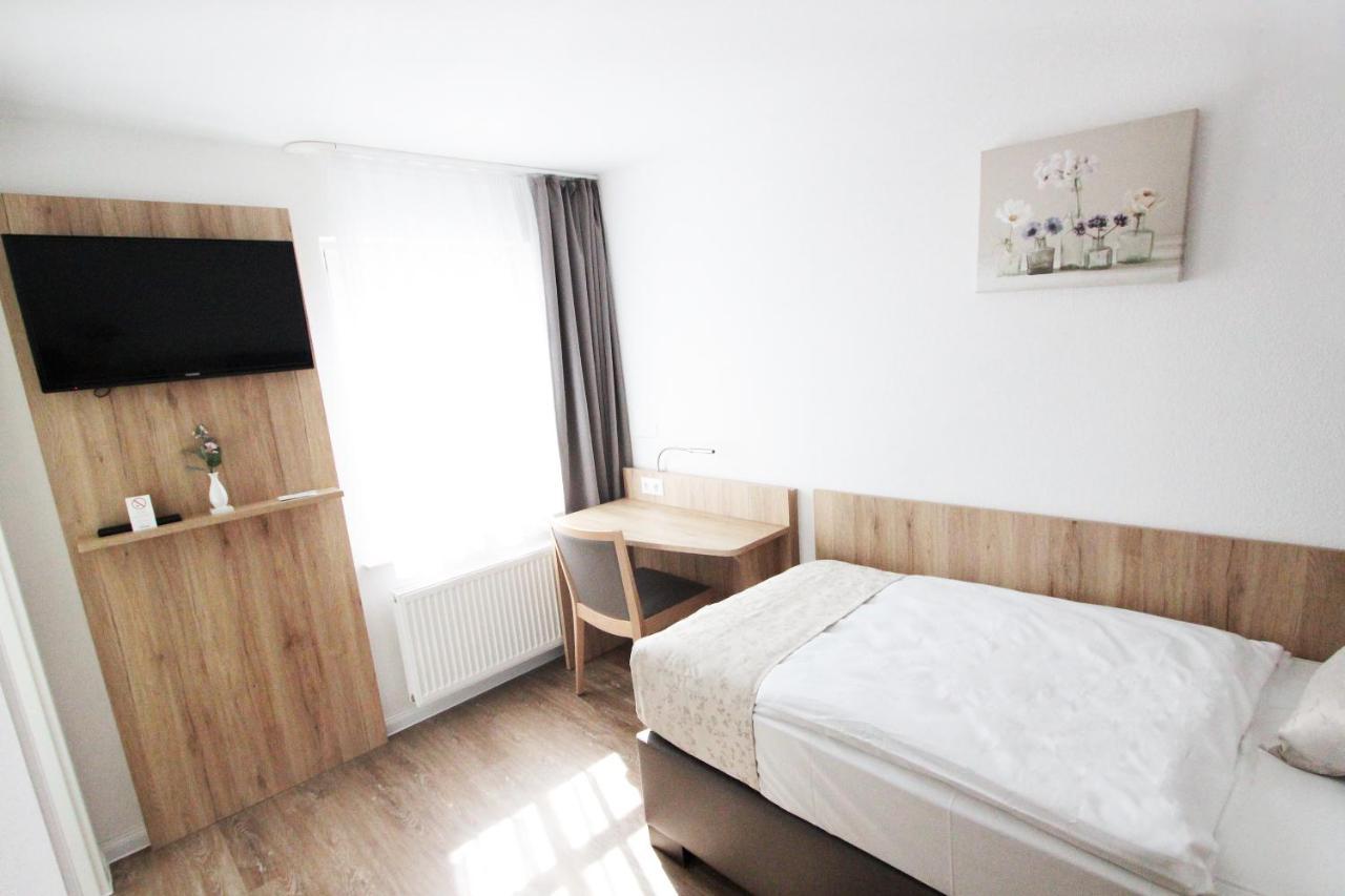 Hotel Adler 바트프리에드리히셸 외부 사진