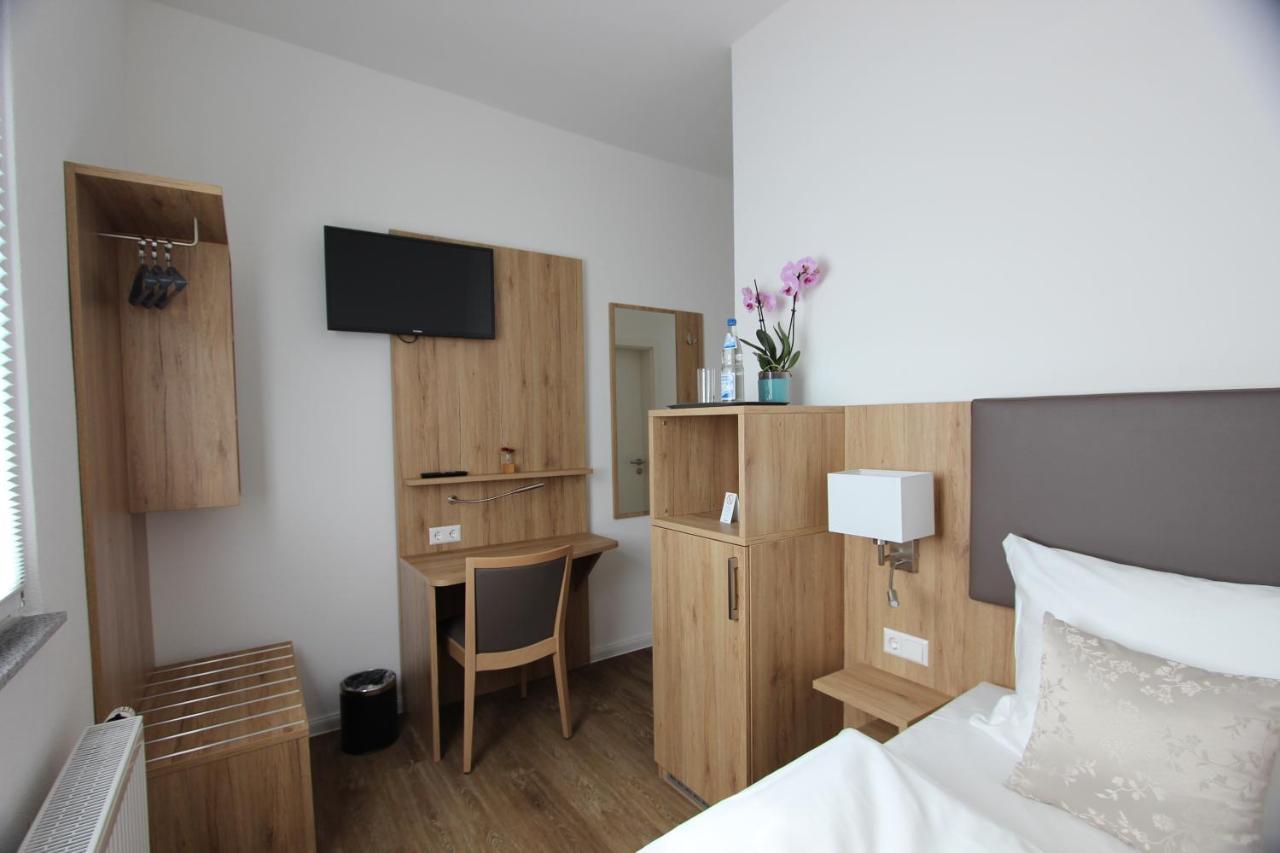Hotel Adler 바트프리에드리히셸 외부 사진